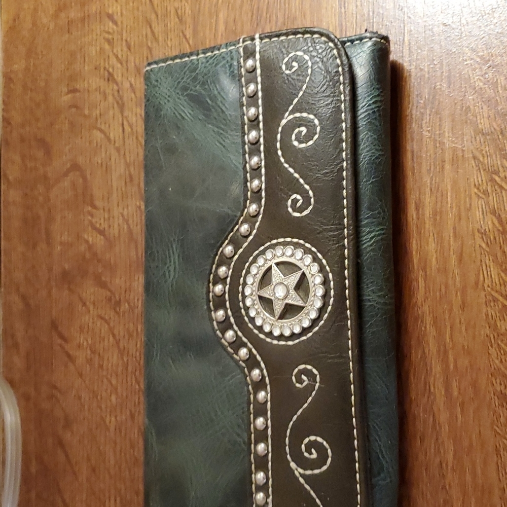 Western  Blazzin Roxx wallet
